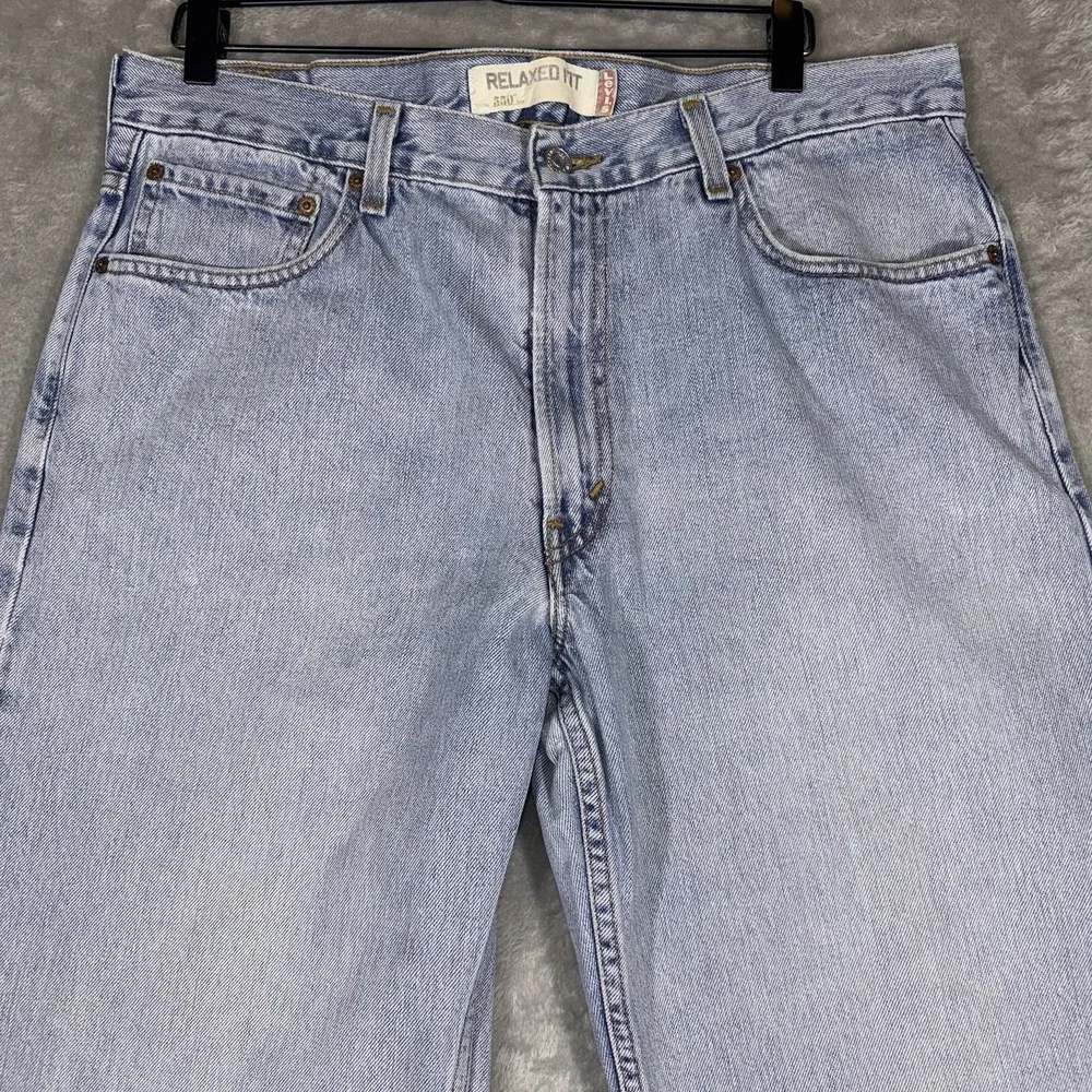 Vintage Levis 550 Jeans Mens 36x32 Light Relaxed Fit‎ Tapered Denim Y2K